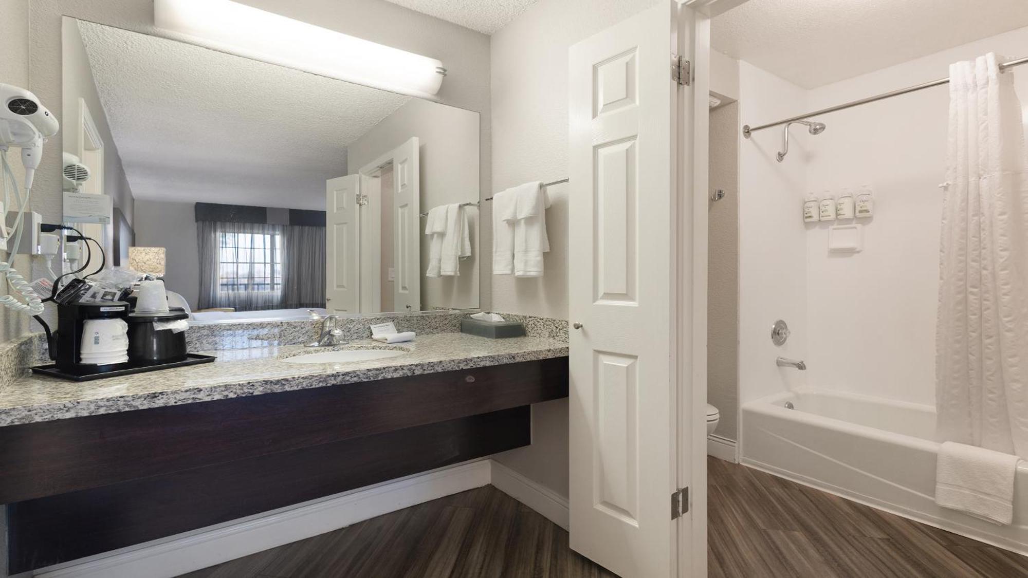 Howard Johnson By Wyndham Downtown 3* Sacramento