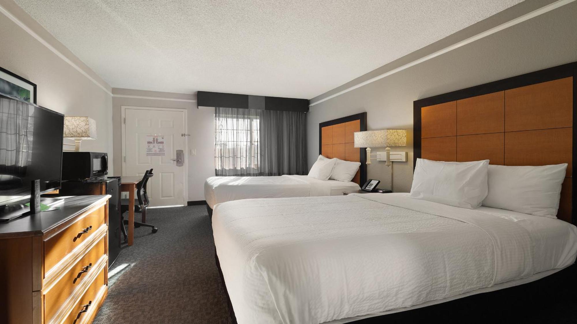 Hotel Howard Johnson By Wyndham Downtown Sacramento